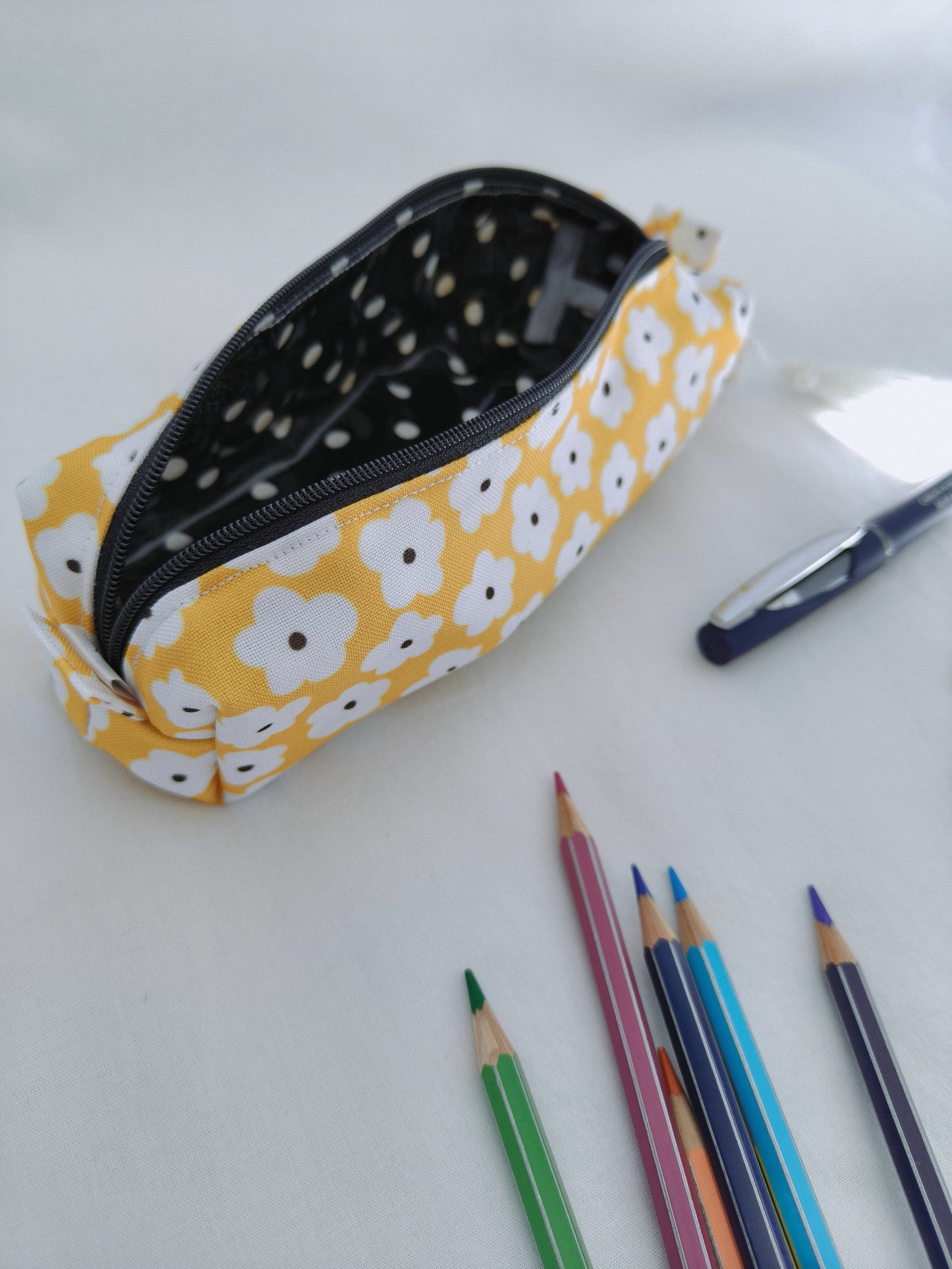 Estojo Florido Amarelo