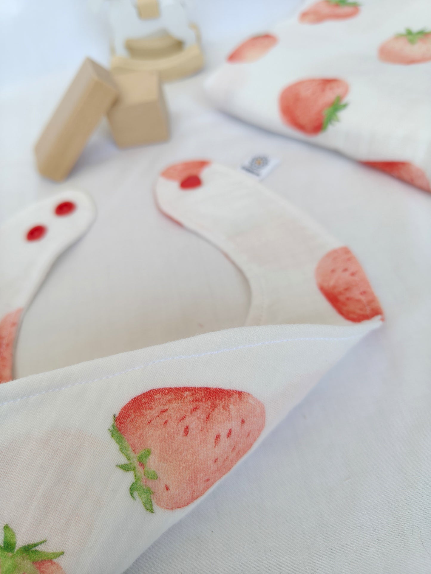 Bandana Strawberry