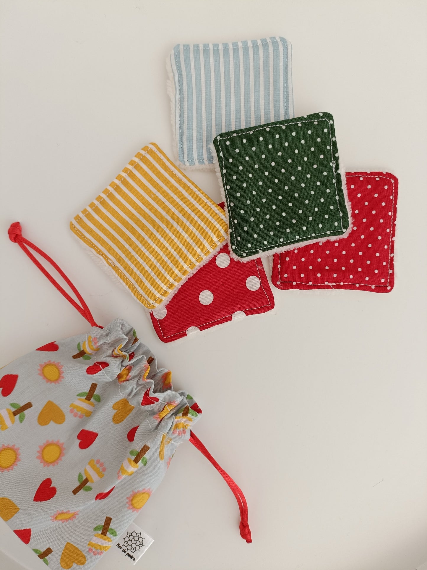 Quadrados Desmaquilhantes Primavera