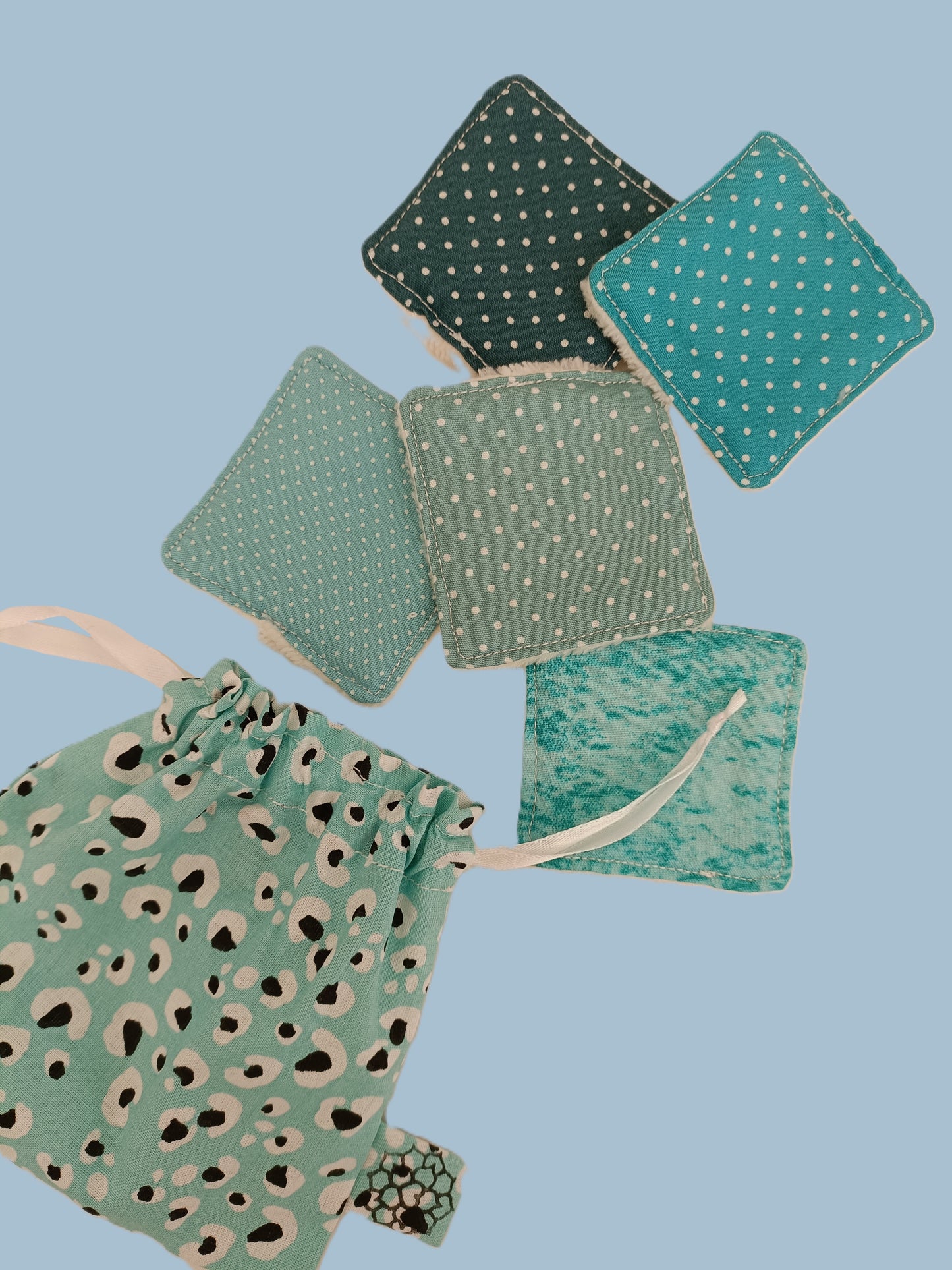 Quadrados Desmaquilhantes