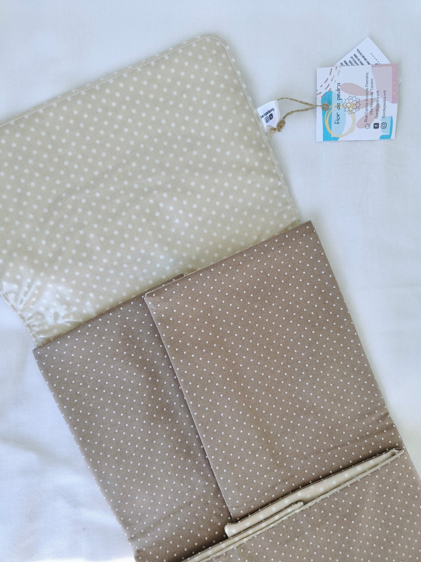 Muda Fraldas Bosque Castanho