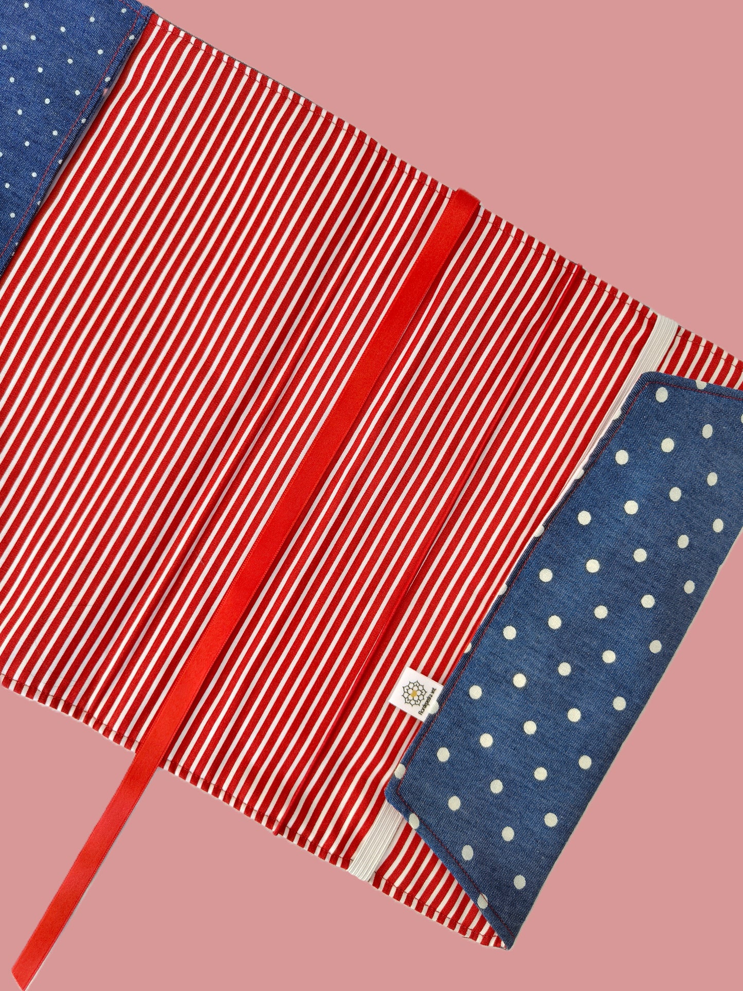 Capa Livro Bolinhas
