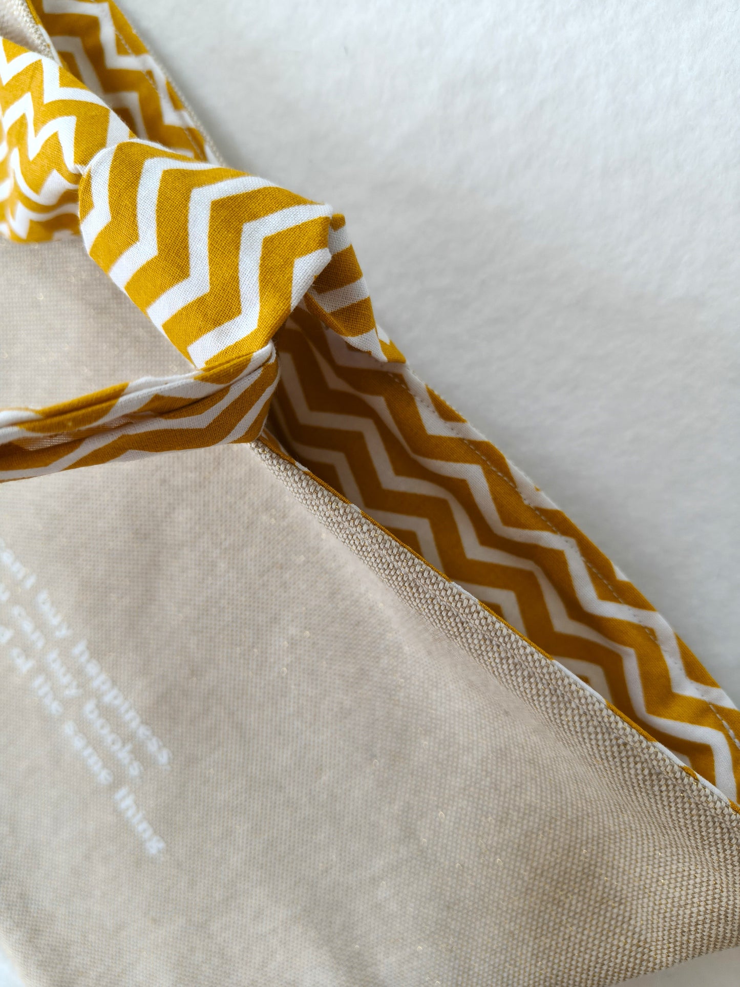 Bolsa Livro M Amarelo Zig