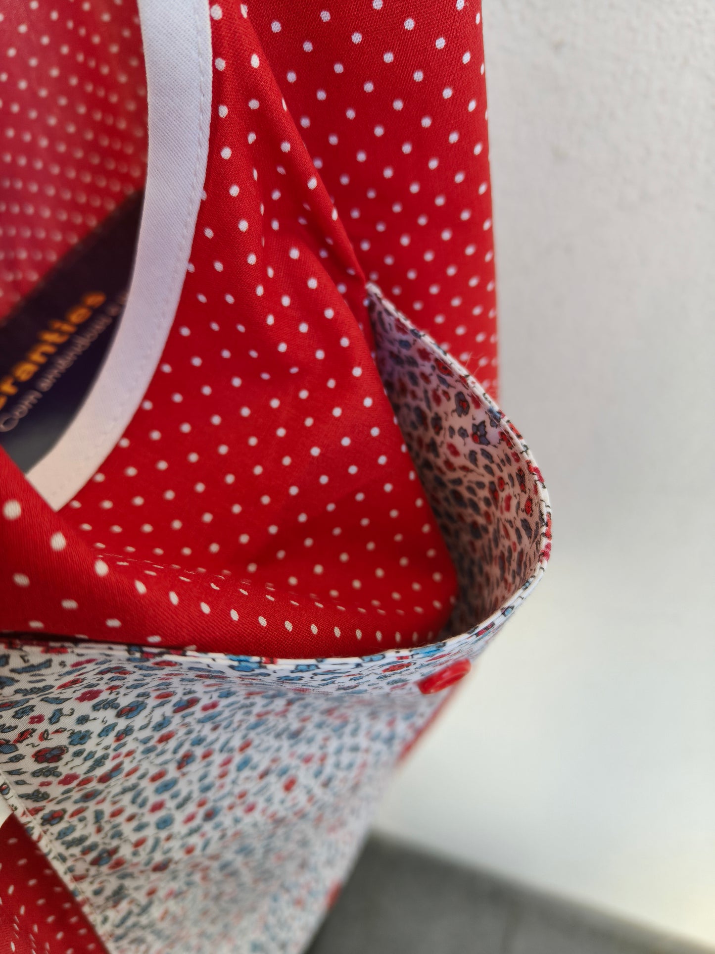 Saco Compras Reutilizável Florinhas Vermelhas