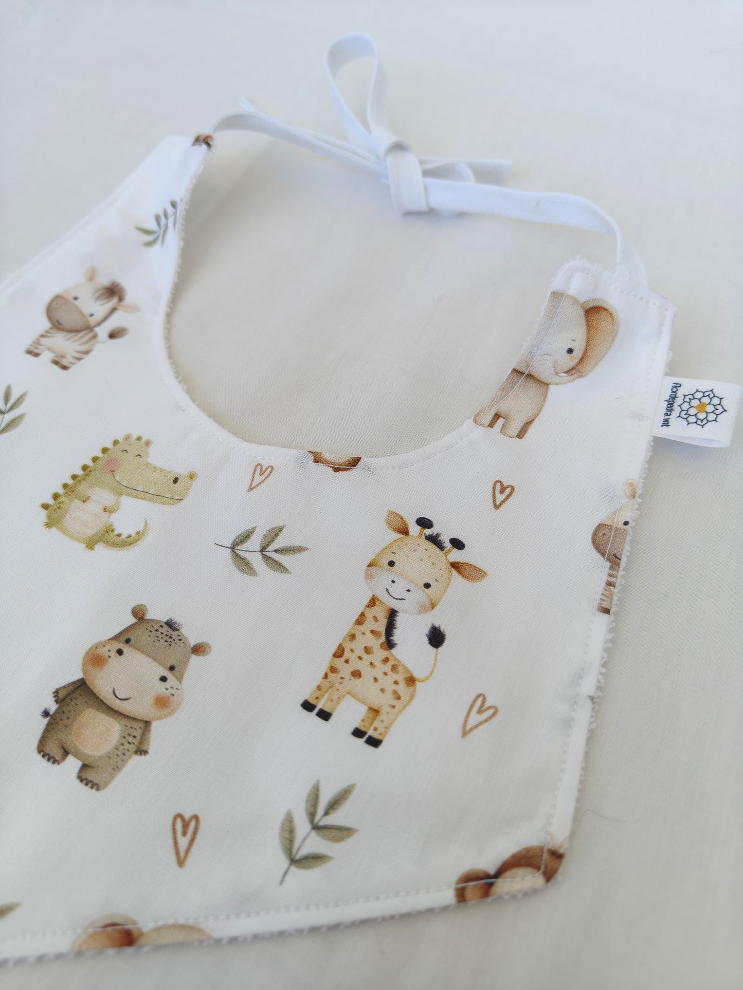 Babete Cute Jungle